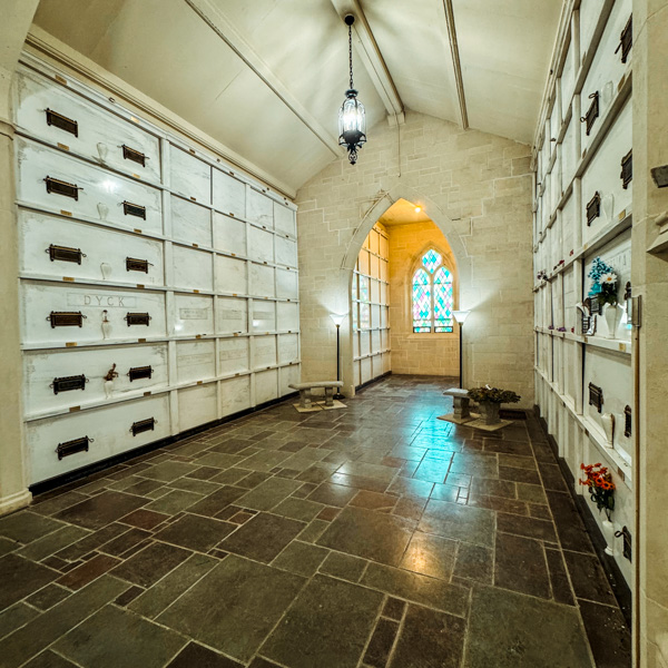 "Dead Serious" a Mausoleum Tour