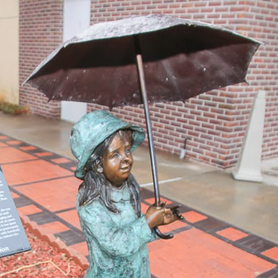 Orphan Train Statue Stroll